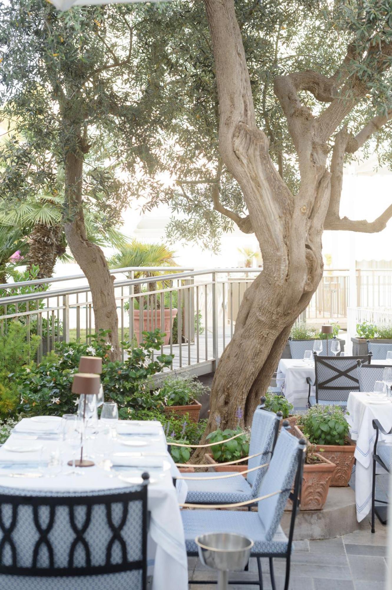 Hotel Canasta Capri Exterior photo