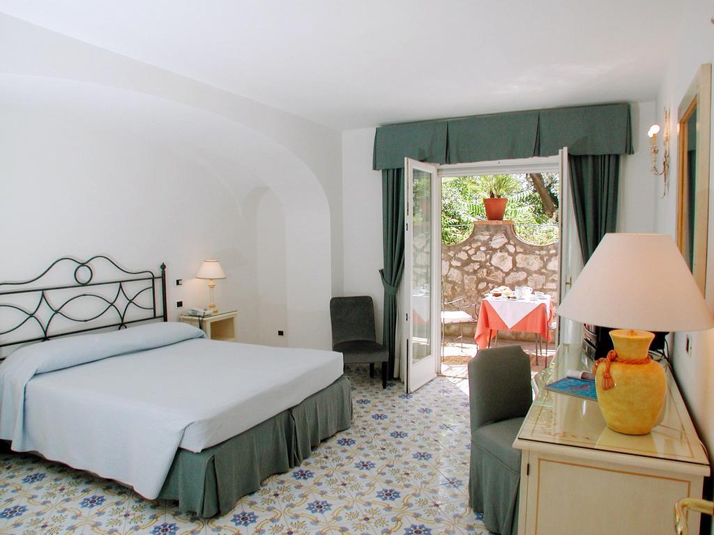 Hotel Canasta Capri Exterior photo