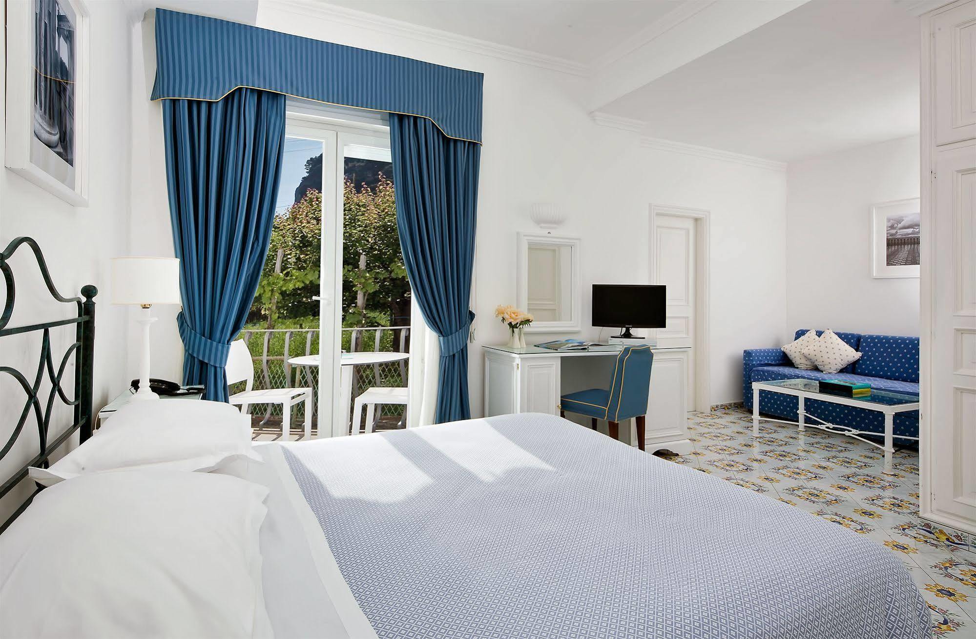 Hotel Canasta Capri Exterior photo