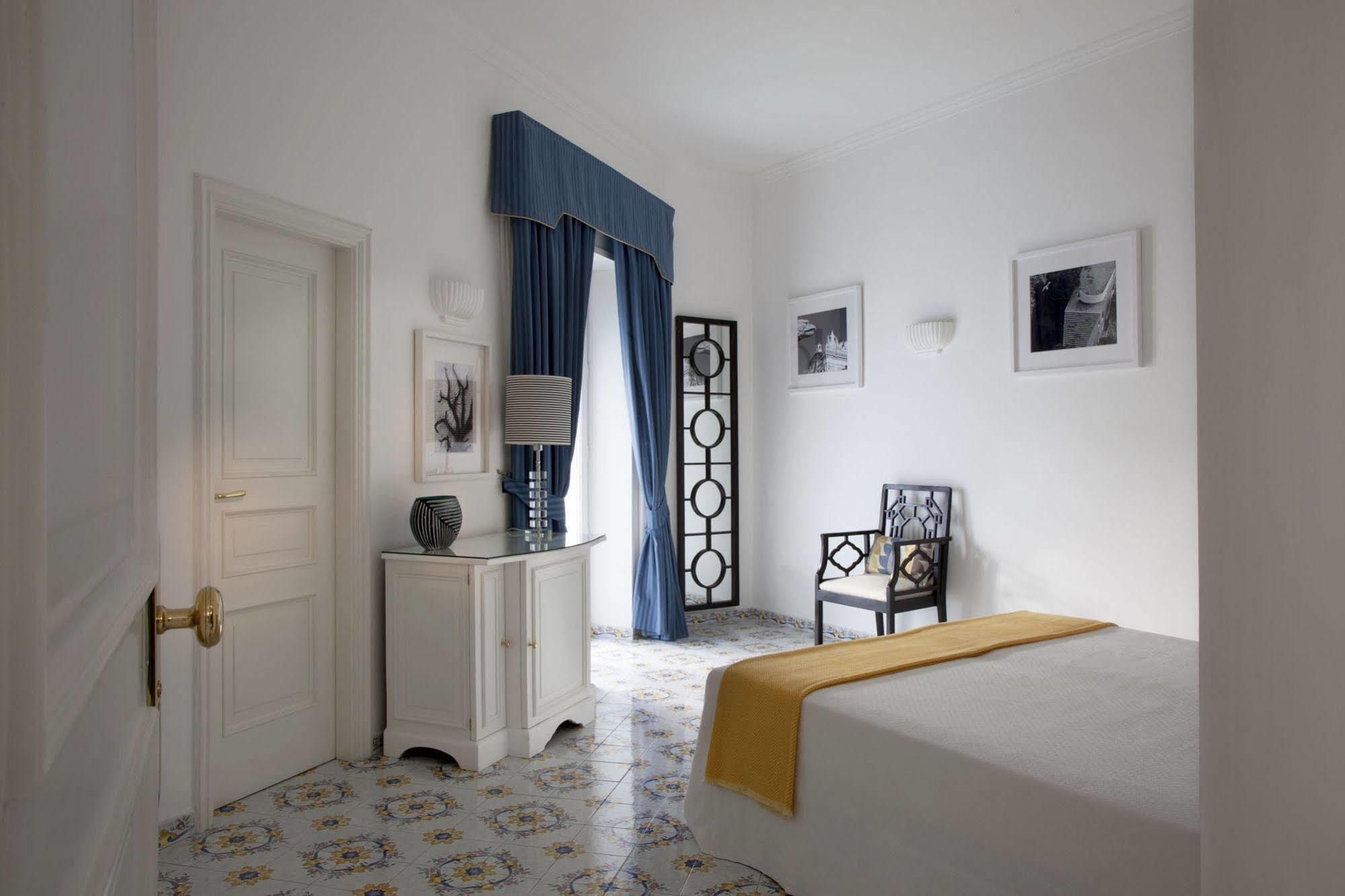 Hotel Canasta Capri Exterior photo