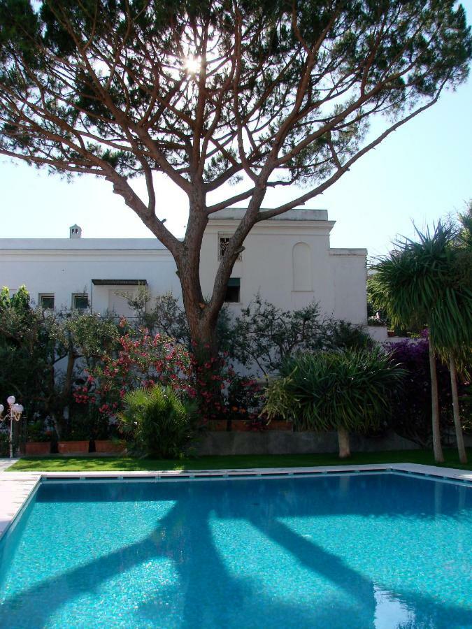 Hotel Canasta Capri Exterior photo